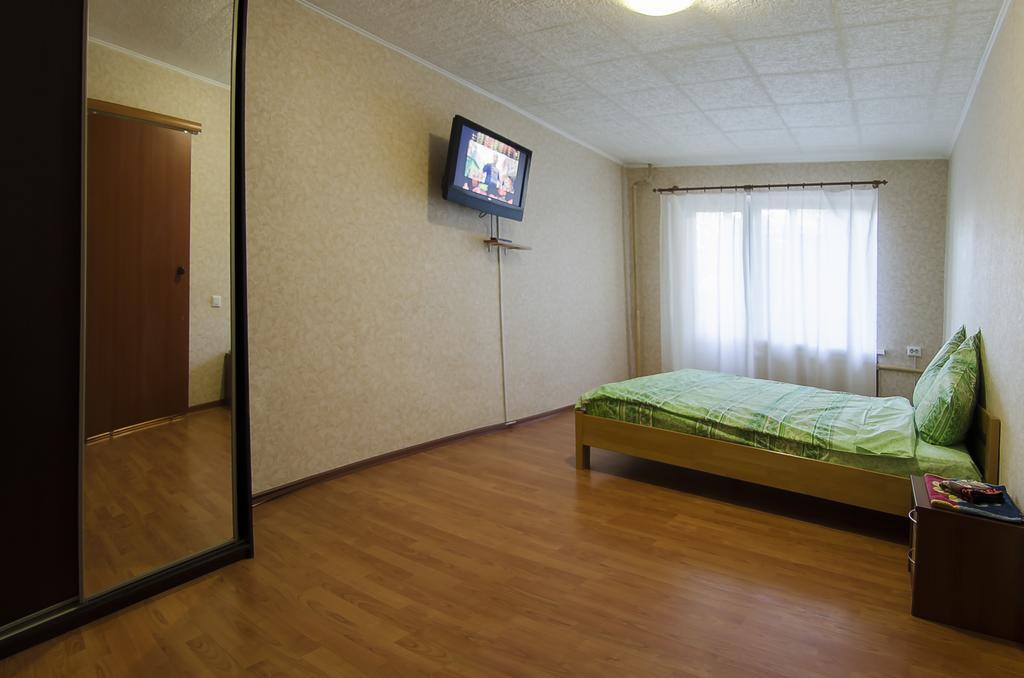 קייב Vip Apartment On 14 Vidradnyi Avenue מראה חיצוני תמונה